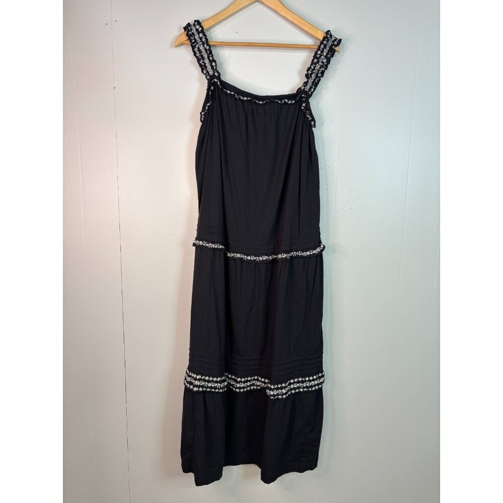 Old Navy Maxi Dress Medium Black Embroidered Ruffle Sleeveless Cotton Blend